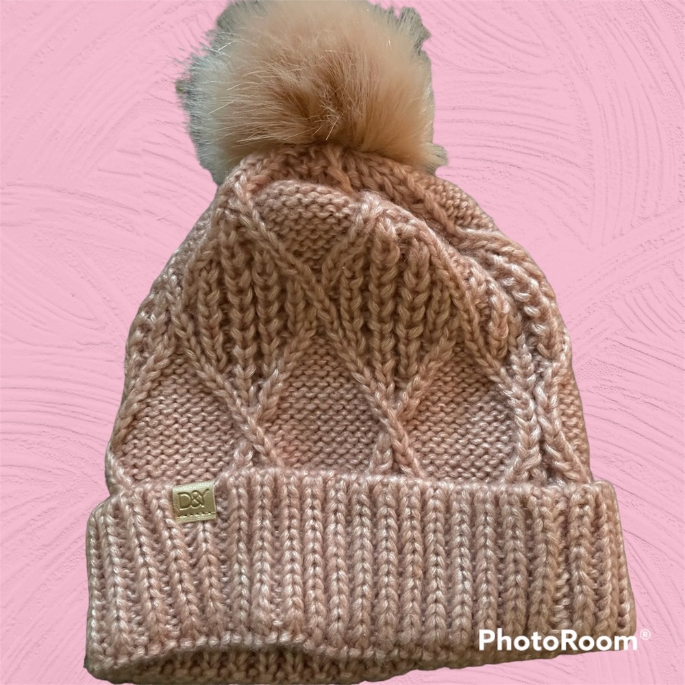 NWOT David & Young knit beanie. Soft rose-colored.